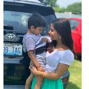 Meet your Posher, Sumi